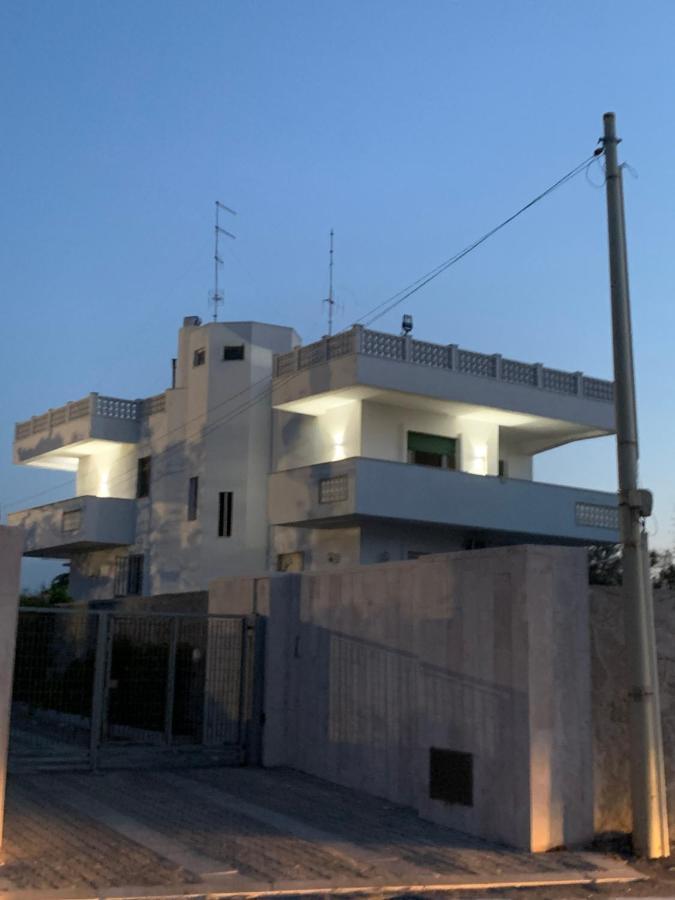 Nontiscordardime Apt Torre A Mare Extérieur photo