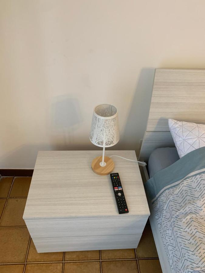 Nontiscordardime Apt Torre A Mare Extérieur photo
