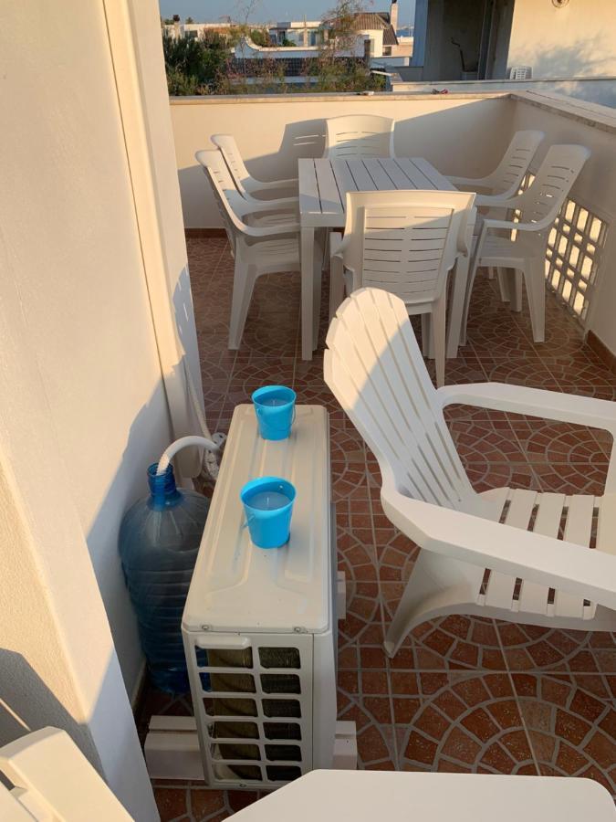 Nontiscordardime Apt Torre A Mare Extérieur photo
