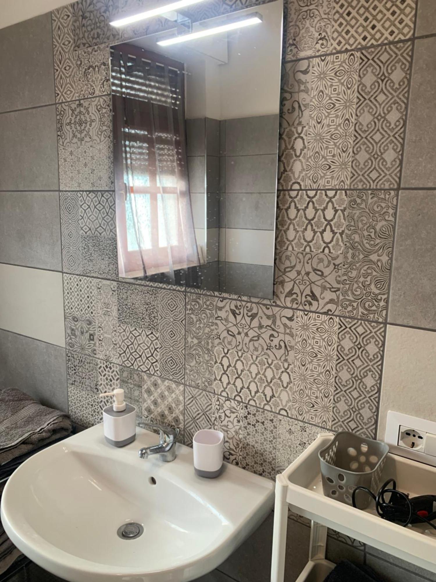 Nontiscordardime Apt Torre A Mare Extérieur photo